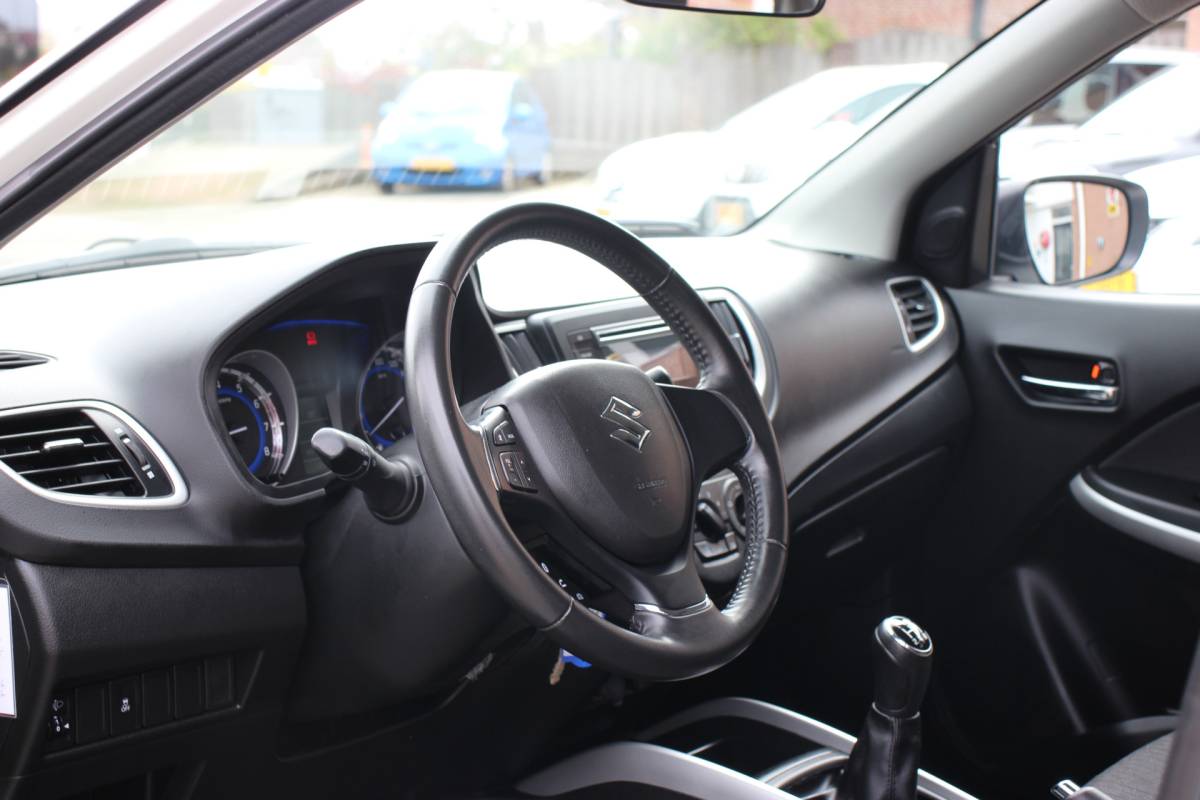 Suzuki Baleno Suzuki Baleno 1.2 Exclusive | Parkeersensoren | Airco | LM velgen |