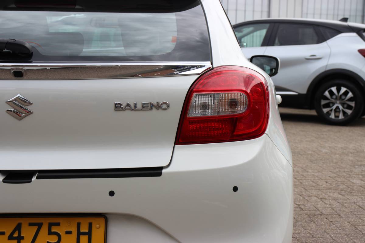 Suzuki Baleno Suzuki Baleno 1.2 Exclusive | Parkeersensoren | Airco | LM velgen |