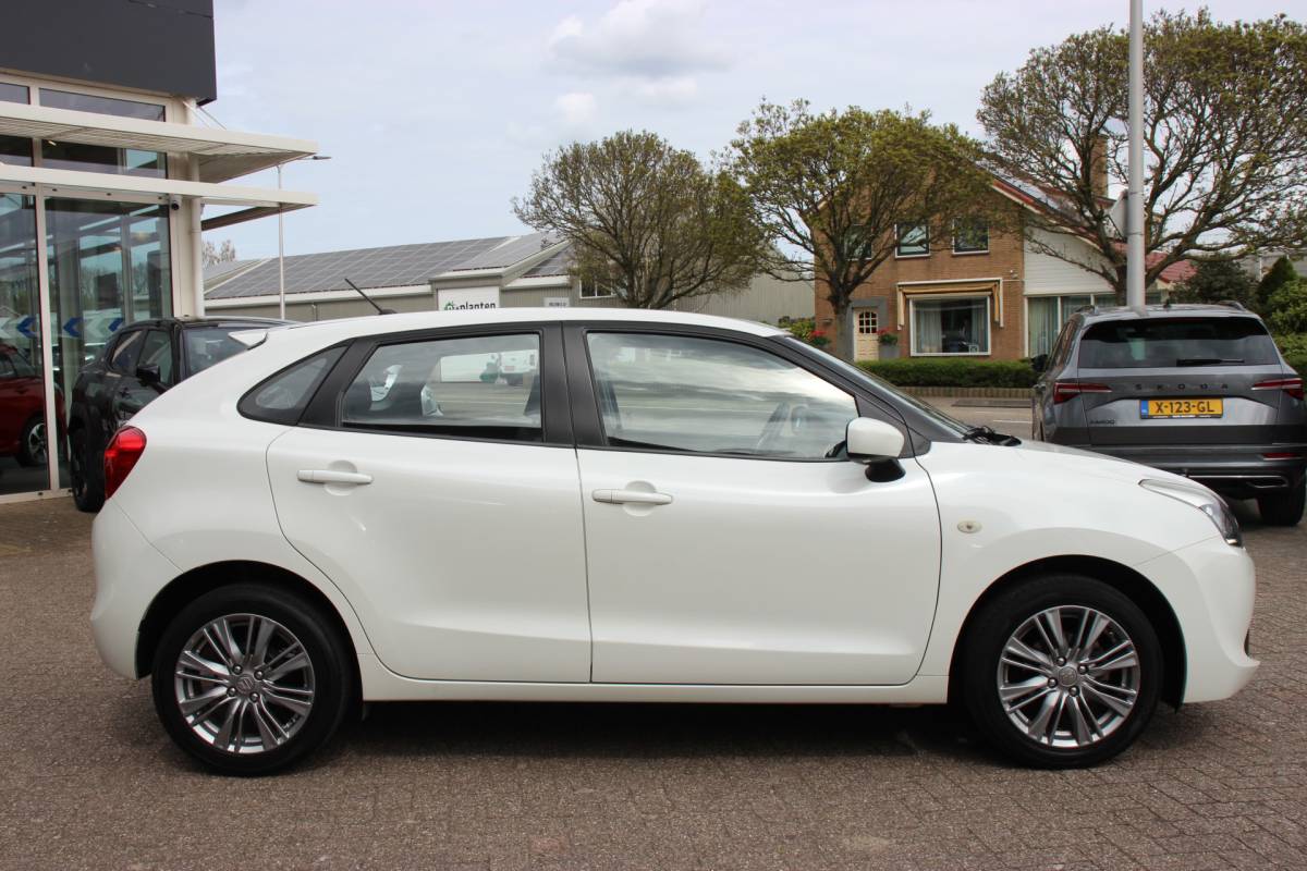 Suzuki Baleno Suzuki Baleno 1.2 Exclusive | Parkeersensoren | Airco | LM velgen |