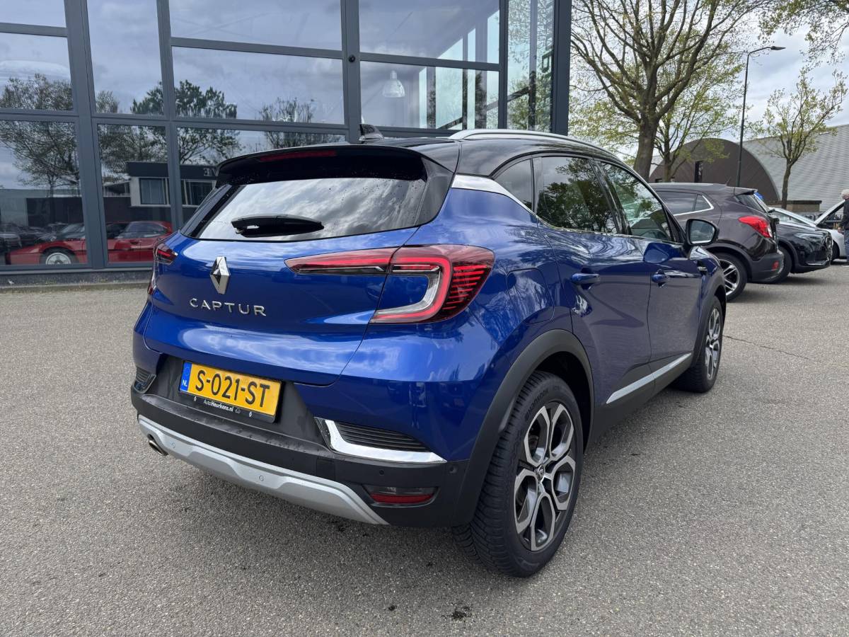 Renault Captur Renault Captur 1.3 TCe 155 Edition One | AUTOMAAT | CARPLAY | NAVIGATIE | CAMERA |ADAPTIEVE CRUISE| DODE HOEK SENSOR | STOEL + STUURVERWARMING| BOSE AUDIO| DEALER ONDERHOUDEN| RIJKLAAR GELEVERD INCL. 12 MND BOVAG GARANTIE