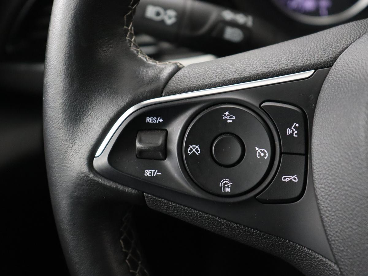 Opel Insignia Opel Insignia 1.6 Turbo Innovation | 1e eigenaar | 55.500km NAP | Head-Up | Matrix-LED | Carplay | Navigatie | Camera | Keyless | Dodehoek detectie | Parkeerhulp | Cruise control | Climate control