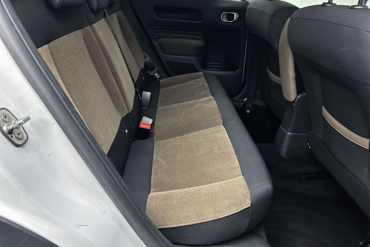 Citroën C4 Cactus Citroën C4 Cactus 1.2 PureTech Business | Trekhaak | Airco | Cruise control | Parkeersensoren