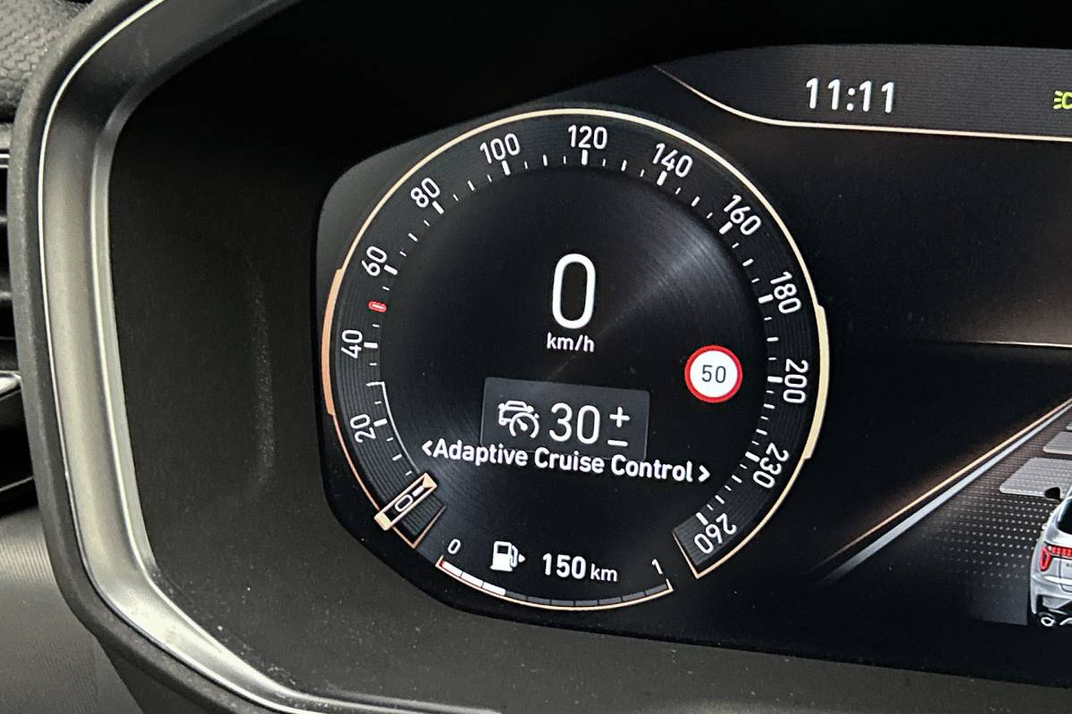 Lynk & Co 01 Lynk & Co 01 1.5 | Panoramadak | Rondomzicht camera | Stoelverwarming | Adaptieve cruise control