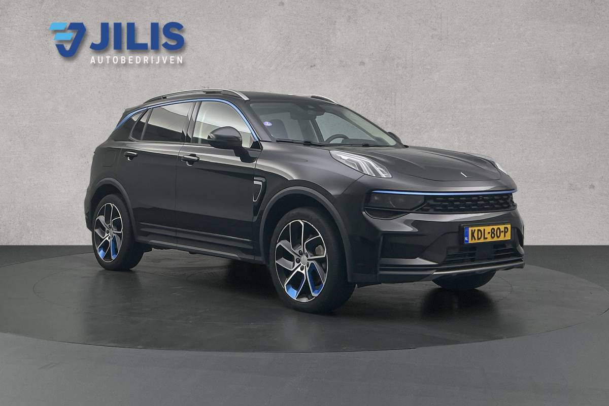 Lynk & Co 01 Lynk & Co 01 1.5 | Panoramadak | Rondomzicht camera | Stoelverwarming | Adaptieve cruise control