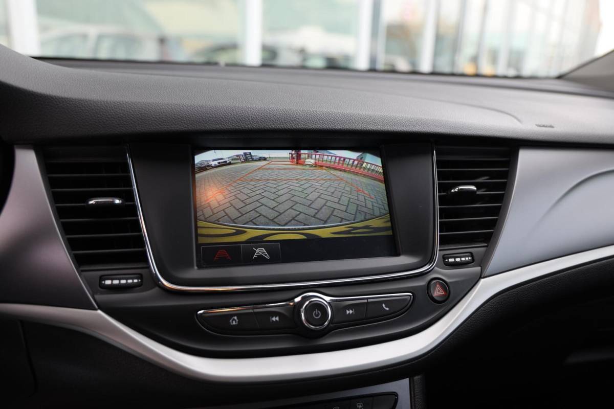 Opel Astra Opel Astra 1.2 Edition|Cruise control|Camera|Navi|