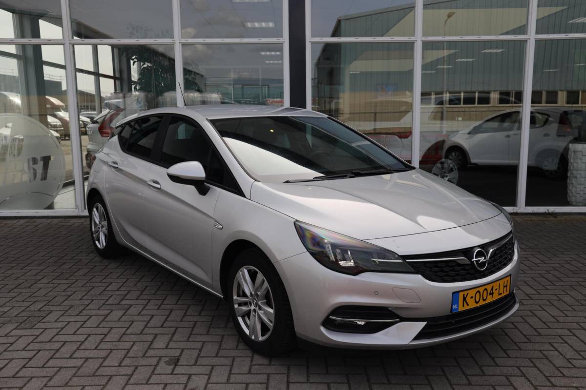 Opel Astra Opel Astra 1.2 Edition|Cruise control|Camera|Navi|