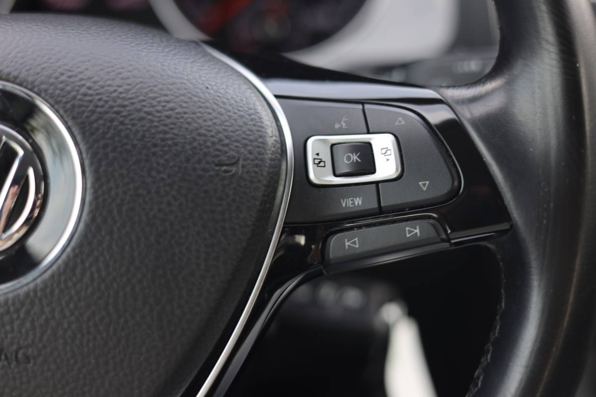 Volkswagen Golf Volkswagen Golf 1.0 TSI COMFORTLINE I ADAPTIEF CC I CARPLAY I 16 INCH