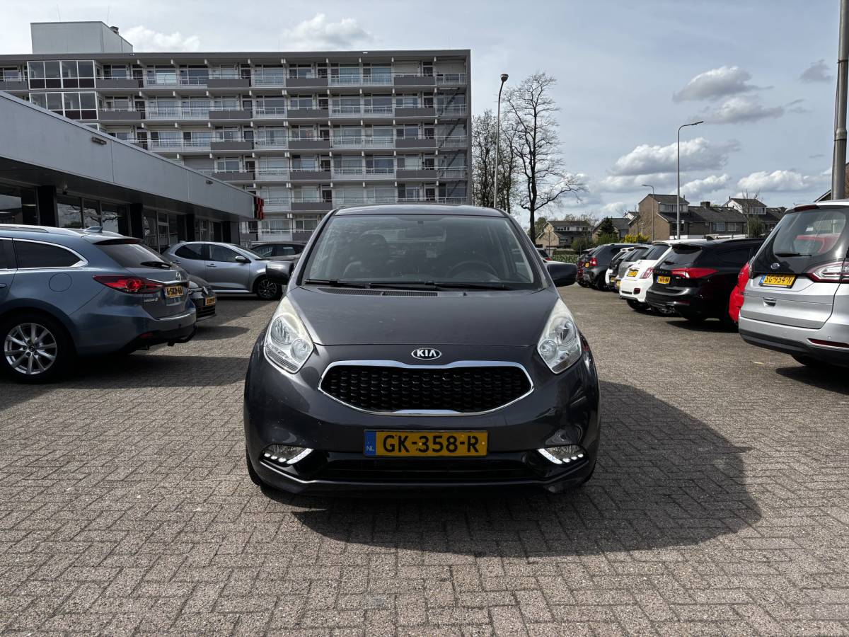 Kia Venga Kia Venga 1.4 CVVT First Edition Navi Cruise Acamera Nap 34Dkm!