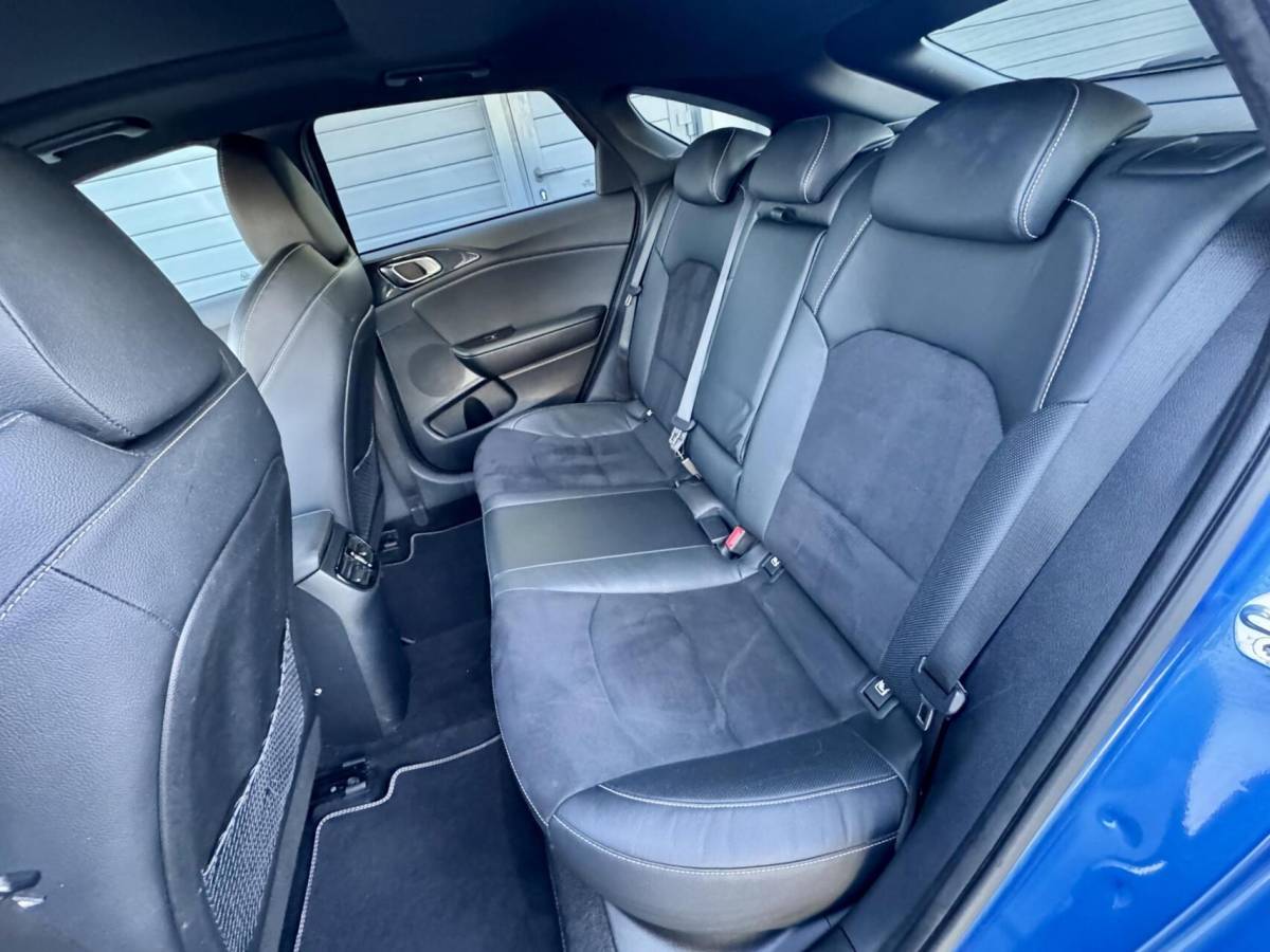 Kia ProCeed Kia ProCeed 1.0 -120pk T-GDI | GT-Line | 125.000 KM NAP | TOP STAAT | Pano | Stoel + Stuurverwarming | Camera