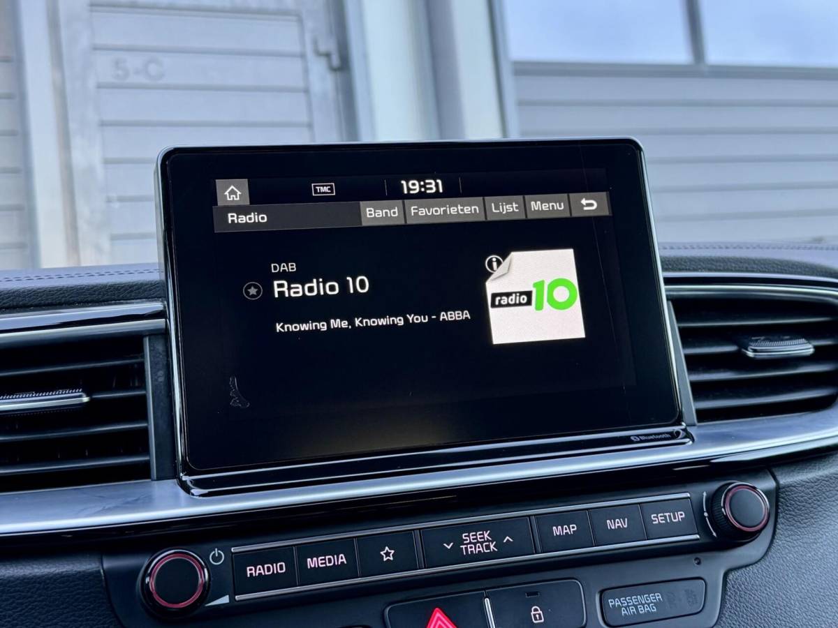 Kia ProCeed Kia ProCeed 1.0 -120pk T-GDI | GT-Line | 125.000 KM NAP | TOP STAAT | Pano | Stoel + Stuurverwarming | Camera