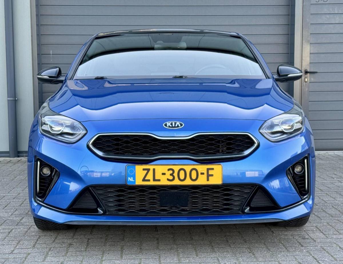 Kia ProCeed Kia ProCeed 1.0 -120pk T-GDI | GT-Line | 125.000 KM NAP | TOP STAAT | Pano | Stoel + Stuurverwarming | Camera