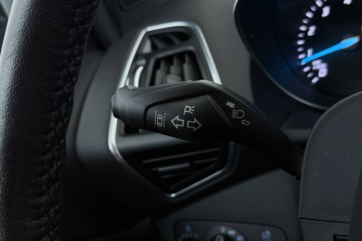 Ford Kuga Ford Kuga 1.5 Titanium | Trekhaak | Distributie Vervangen | Org NL | Cruise Control | Navigatie | Camera | Climate Control |