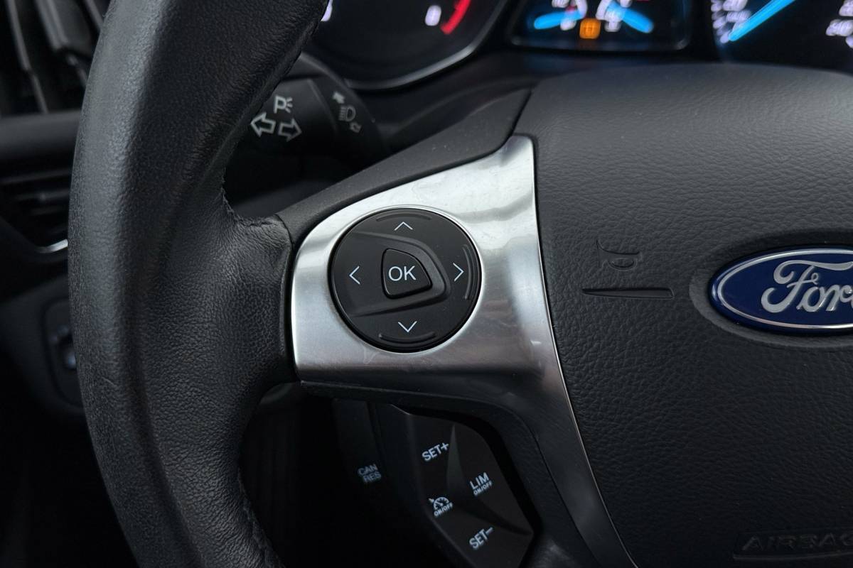 Ford Kuga Ford Kuga 1.5 Titanium | Trekhaak | Distributie Vervangen | Org NL | Cruise Control | Navigatie | Camera | Climate Control |