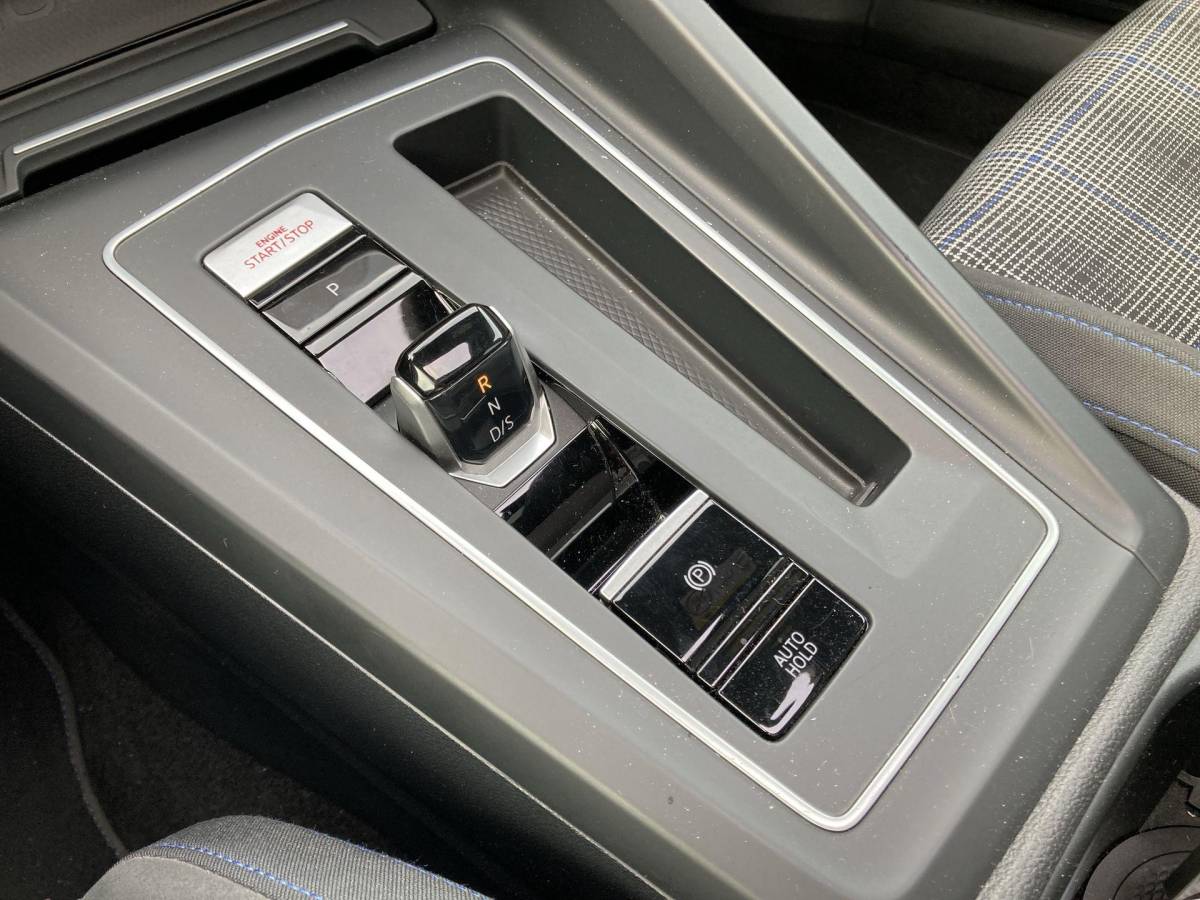 Volkswagen Golf Volkswagen Golf 1.4 eHybrid 180kW/245PK DSG GTE · Panoramadak · Apple/Android Car Play · Navigatie · Stoelverwarming ·