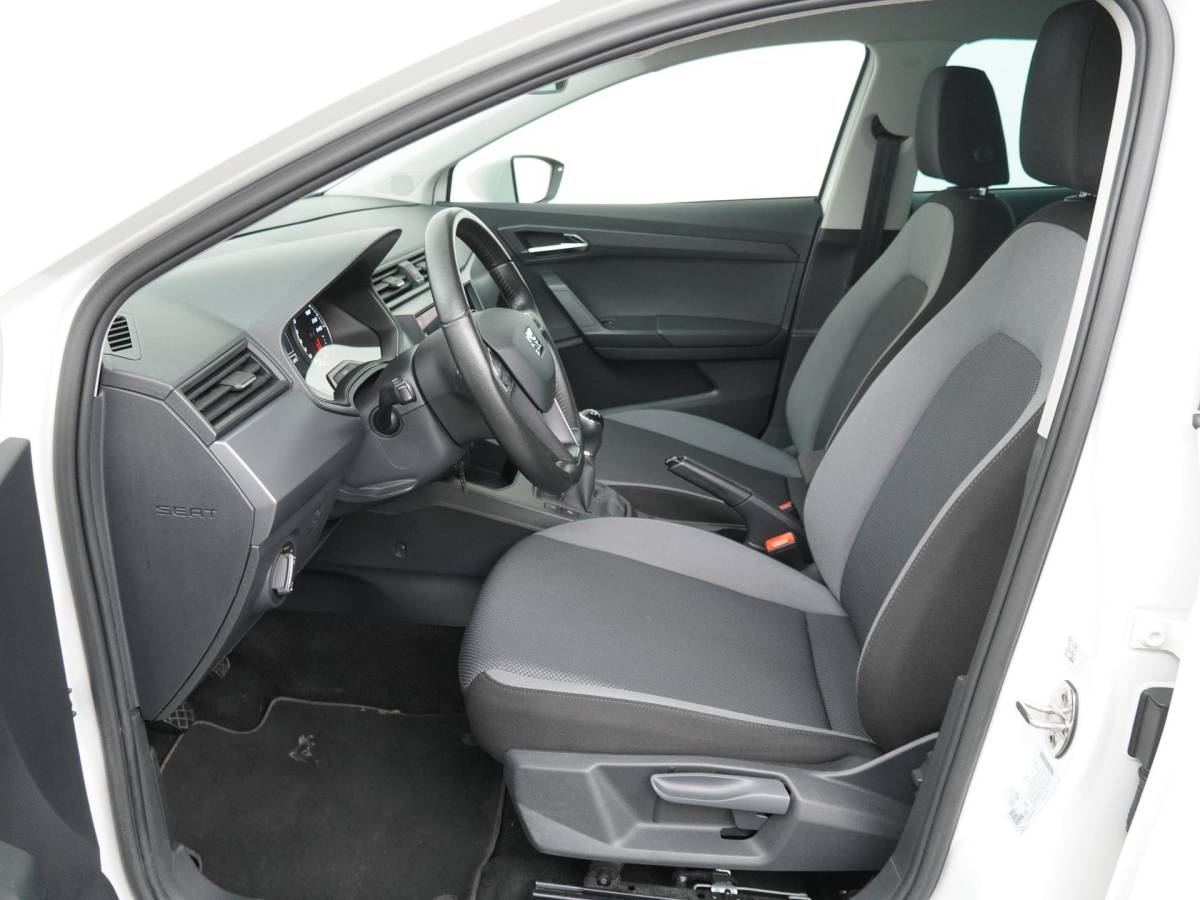 SEAT Ibiza SEAT Ibiza 1.0 TSI Style Business Intense – Navigatie – Achteruitrijcamera – Climate Control – Lichtmetalen velgen