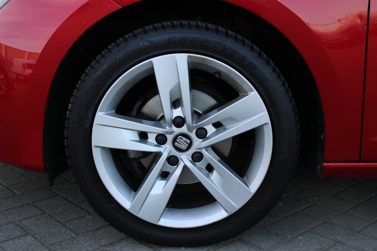 SEAT Leon SEAT Leon ST 1.0 TSI FR Ultimate Edition Full-Led Alcantara Virtual-Cockpit Beats