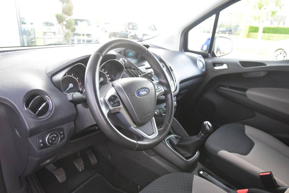 Ford Tourneo Courier Ford Tourneo Courier 1.0 Titanium 2x schuifdeur Priv/Glass Trekhaak