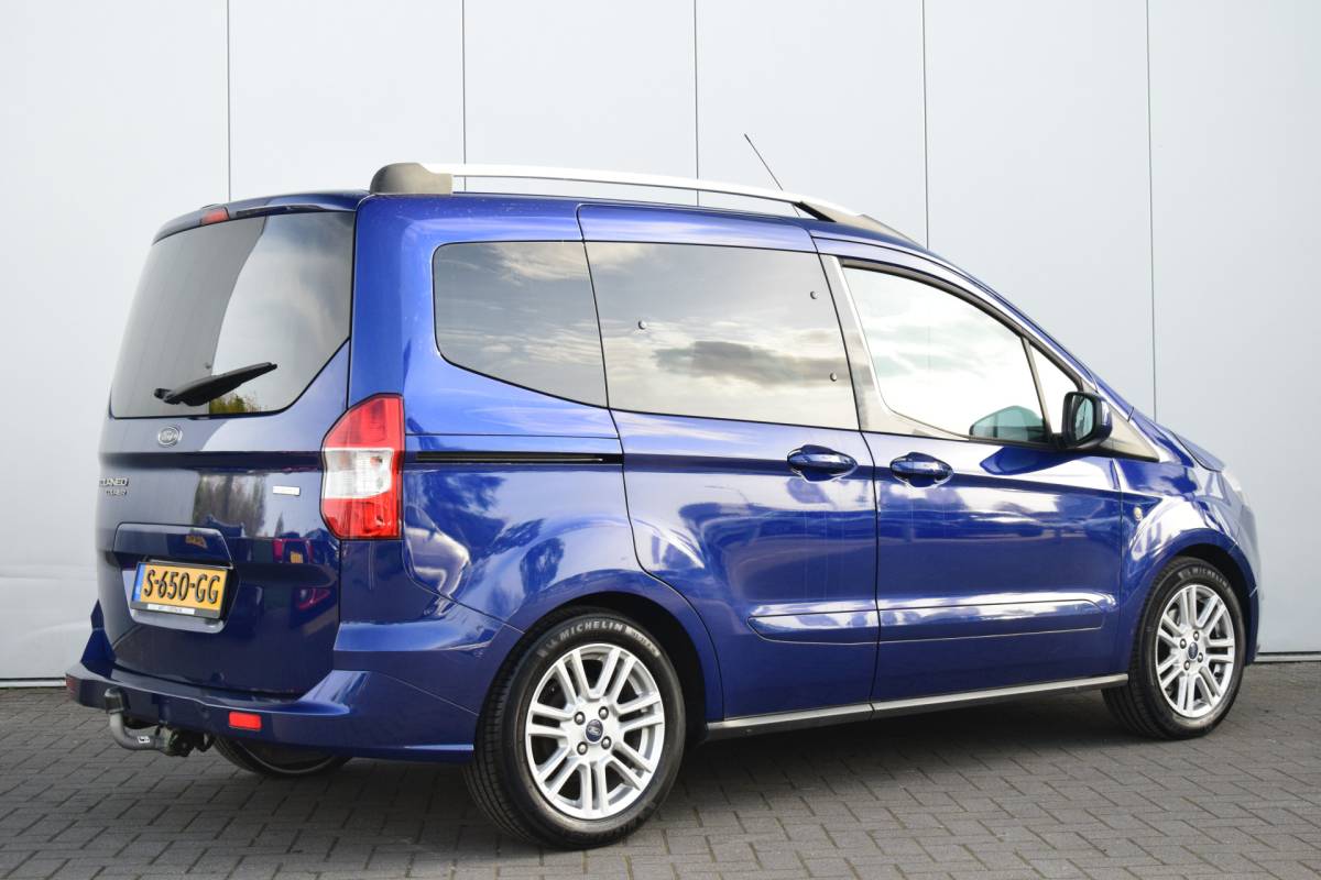 Ford Tourneo Courier Ford Tourneo Courier 1.0 Titanium 2x schuifdeur Priv/Glass Trekhaak