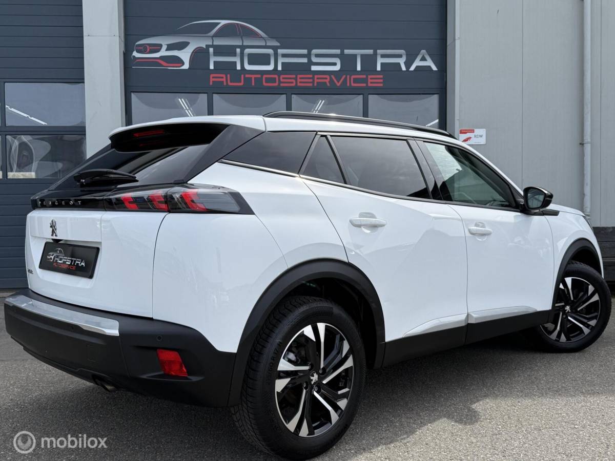 Peugeot 2008 Peugeot 2008 1.2 PureTech Allure Pack Camera Trekhk Stoelverw VOL!