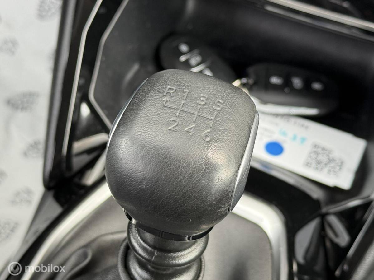 Peugeot 2008 Peugeot 2008 1.2 PureTech Allure Pack Camera Trekhk Stoelverw VOL!