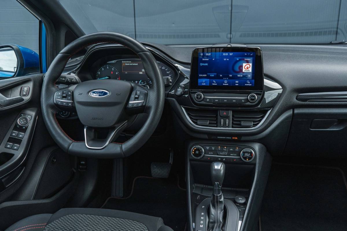 Ford Fiesta Ford Fiesta 1.0 EcoBoost ST-Line / Automaat / Full options / Trekhaak!