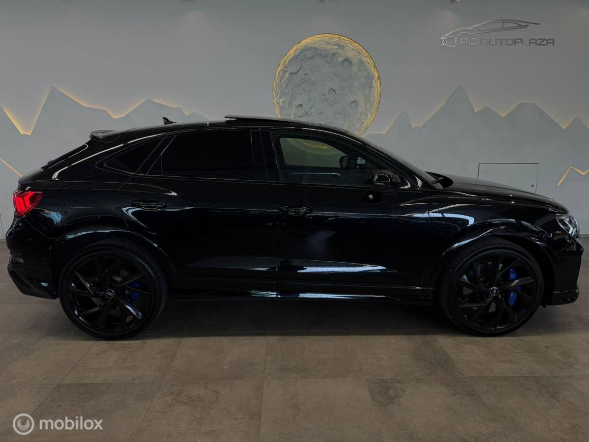 Audi RSQ3 Audi RS Q3 Sportback 2.5 TFSI Panorama/Keramisch/B&O/Full Black