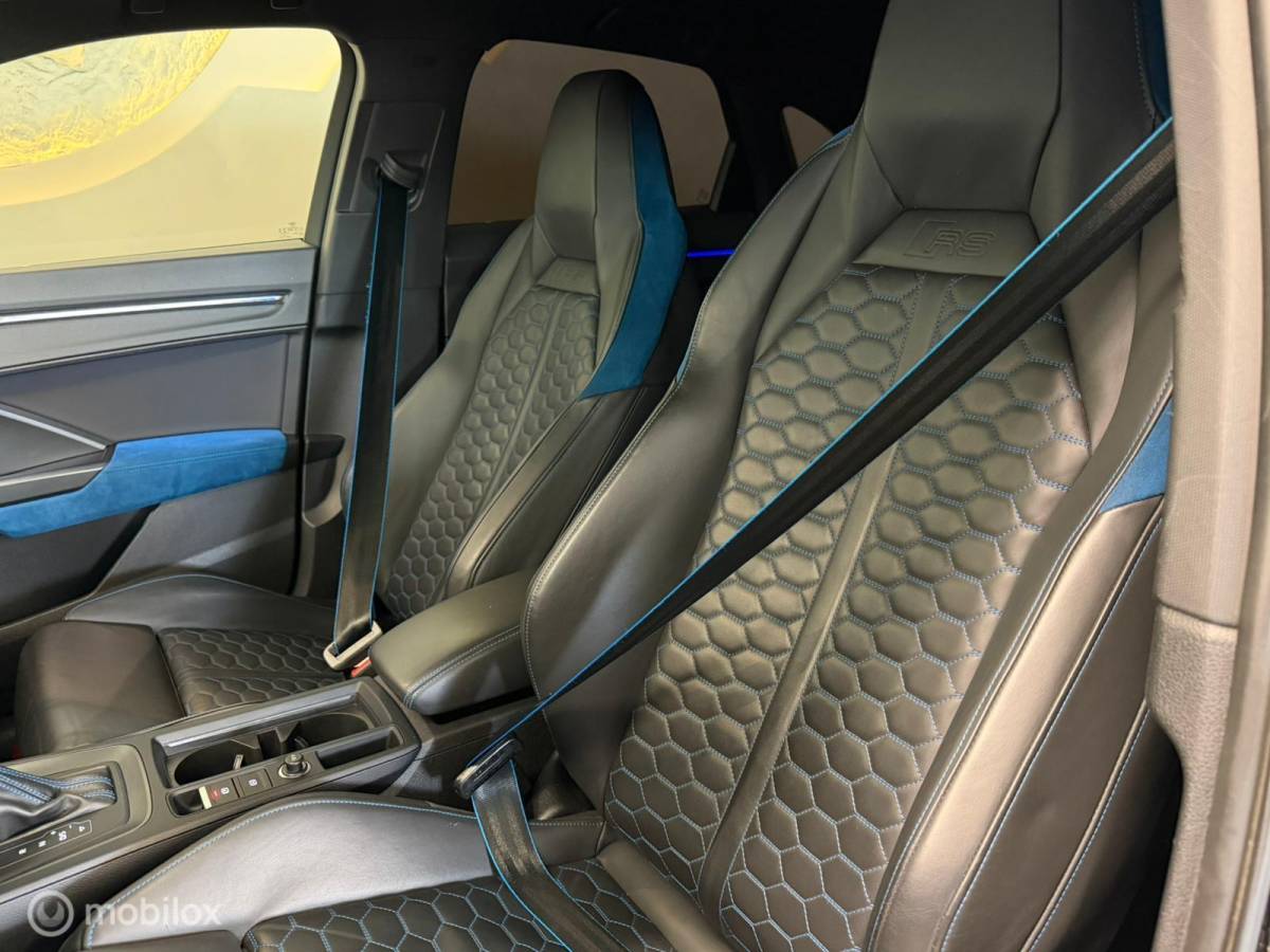 Audi RSQ3 Audi RS Q3 Sportback 2.5 TFSI Panorama/Keramisch/B&O/Full Black