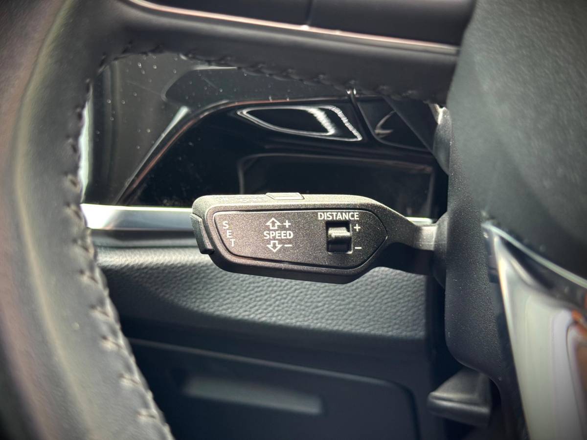Audi Q3 Audi Q3 35 TFSI | PANO | MATRIXX| CARPLAY | KEYLESS |