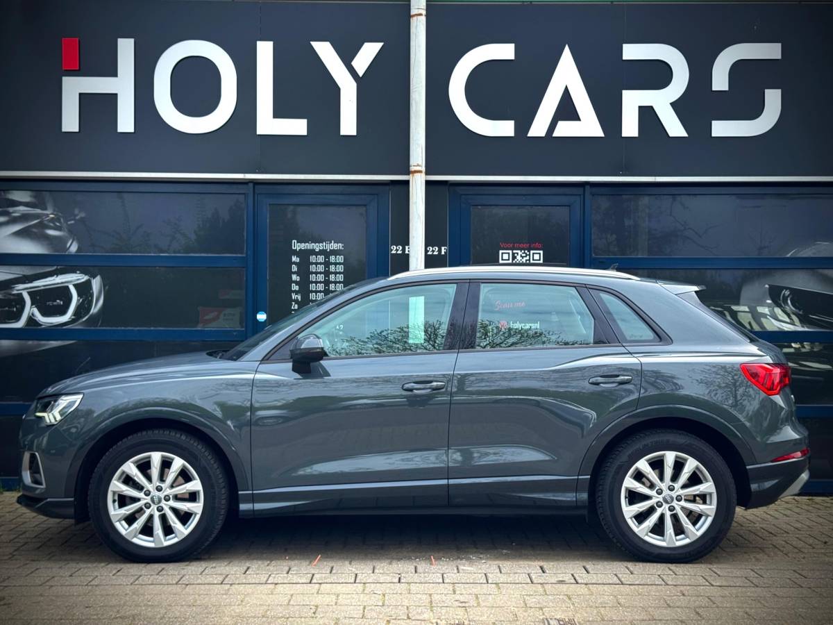 Audi Q3 Audi Q3 35 TFSI | PANO | MATRIXX| CARPLAY | KEYLESS |