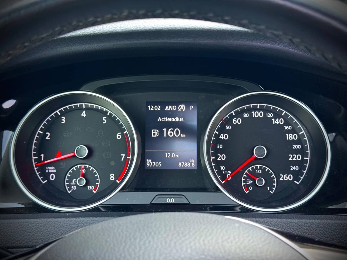 Volkswagen Golf Volkswagen Golf 1.5 TSI Highline | PANO | LED | KEYLESS | CAMERA | NAVI |