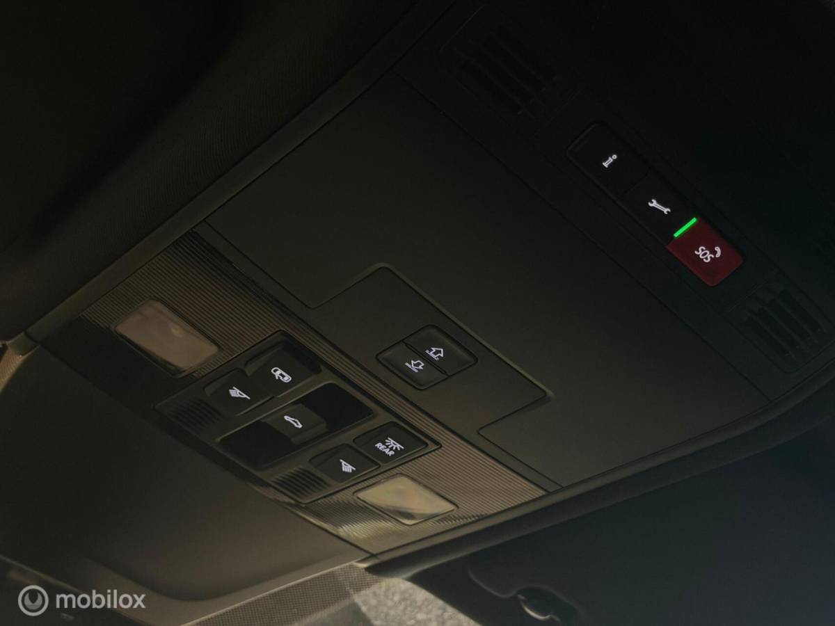 Volkswagen Tiguan Volkswagen Tiguan 1.5 TSI 3x R-Line Panorama/Black Style/HUD