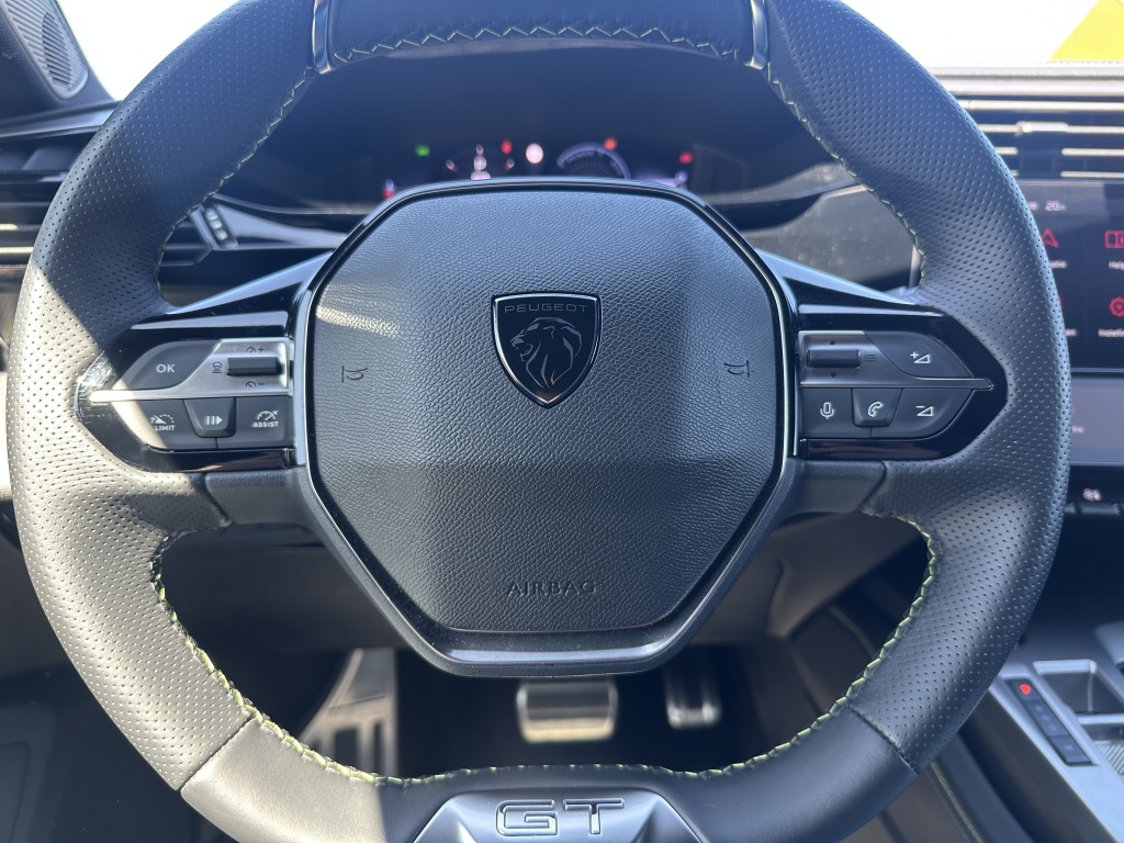 Peugeot 308 Peugeot 308 SW 1.2 Hybrid 145 GT