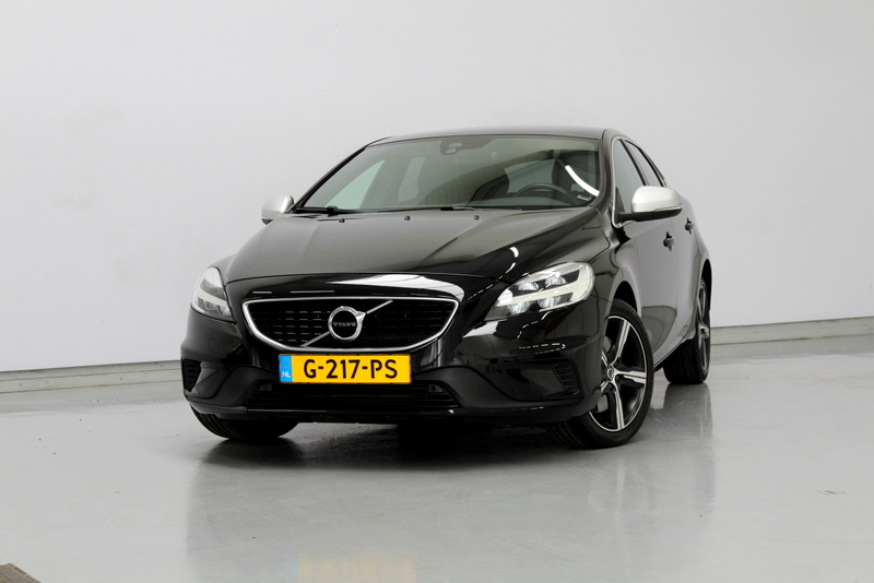 Volvo V40 Volvo V40 1.5 T3 Polar+ Sport 153PK | RIJKLAAR |  R-DESIGN | ALCANTARA/LEER | AUTOMAAT | PANORAMADAK | HARMAN KARDON | AFN.TREKHAAK | PARK.SENSOREN
