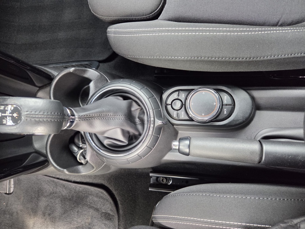 MINI Cooper Mini Mini 1.5 Cooper Chili Seriois Business