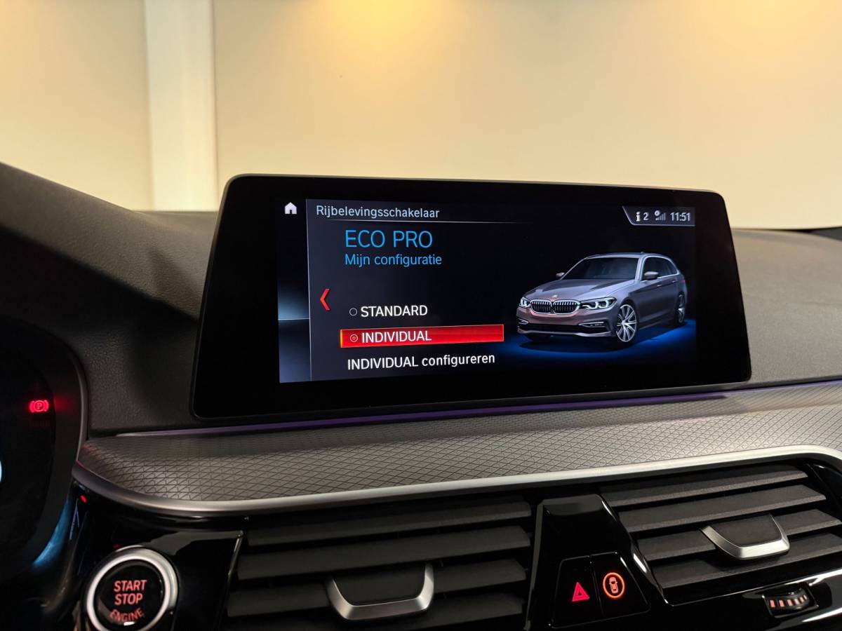 BMW 5 Serie BMW 5-serie Touring 530i High Executive *M-Pakket* 252PK! Carplay|360 Camera|Memory|Stoelventilatie|NAP