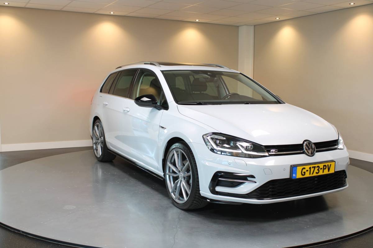 Volkswagen Golf Volkswagen Golf Variant 1.5 TSI Highline Business R *Massage* Pano|Carplay|R-Line|ACC|Camera|Stoelverw.|DAB