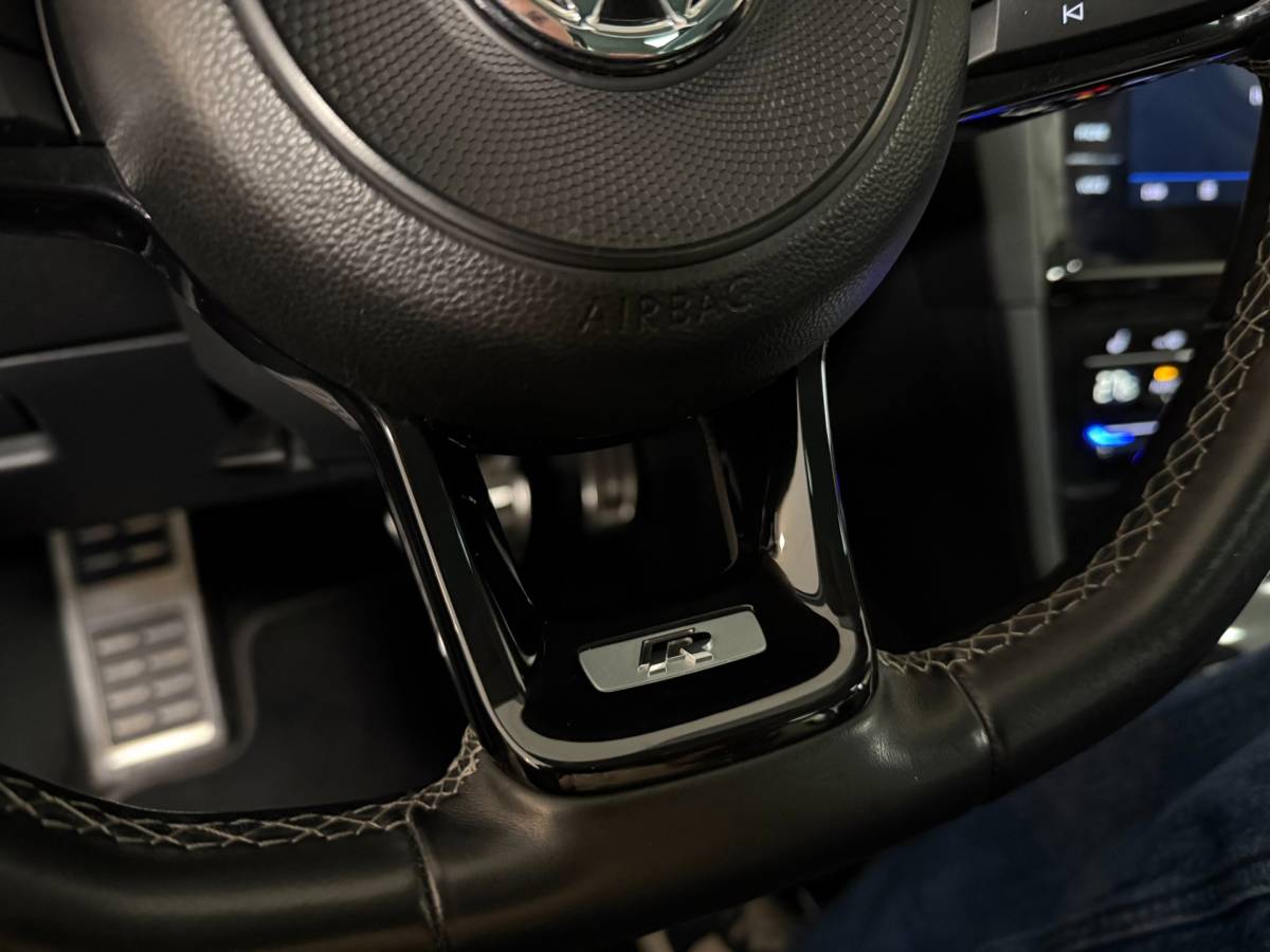 Volkswagen Golf Volkswagen Golf Variant 1.5 TSI Highline Business R *Massage* Pano|Carplay|R-Line|ACC|Camera|Stoelverw.|DAB