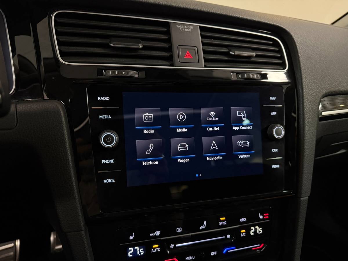 Volkswagen Golf Volkswagen Golf Variant 1.5 TSI Highline Business R *Massage* Pano|Carplay|R-Line|ACC|Camera|Stoelverw.|DAB