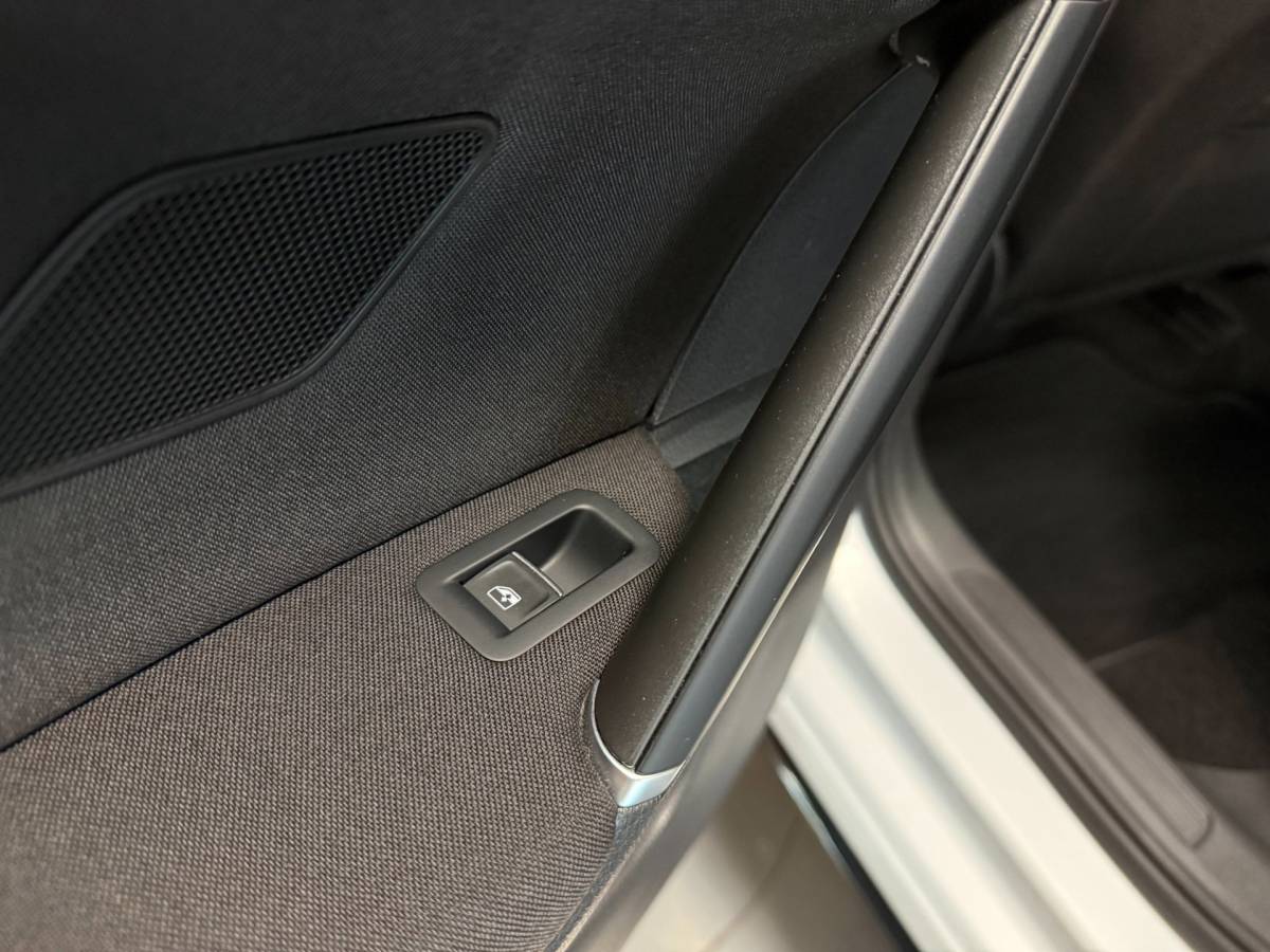 Volkswagen Golf Volkswagen Golf Variant 1.5 TSI Highline Business R *Massage* Pano|Carplay|R-Line|ACC|Camera|Stoelverw.|DAB