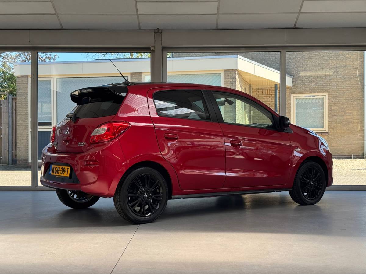 Mitsubishi Space Star Mitsubishi Space Star 1.2 Instyle |Navigatie|Carkit|Stoelverwarming|