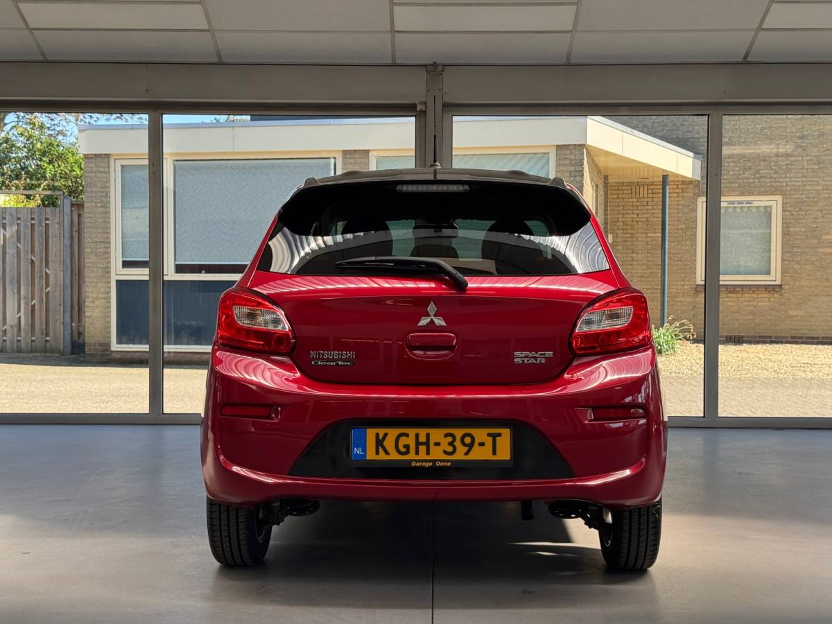 Mitsubishi Space Star Mitsubishi Space Star 1.2 Instyle |Navigatie|Carkit|Stoelverwarming|