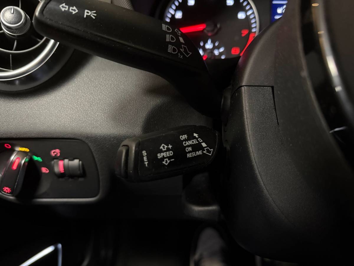 Audi A1 Sportback Audi A1 Sportback 1.4 TFSI Pro Line S *S-Tronic Automaat* Leer|S-Line|Stoelverw.|Cruise|Navi|All-seasons