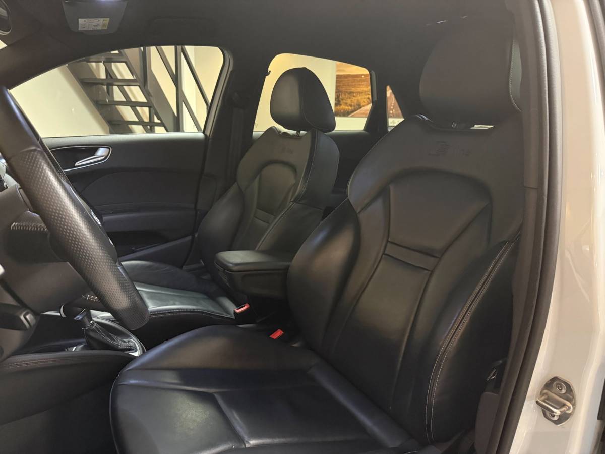 Audi A1 Sportback Audi A1 Sportback 1.4 TFSI Pro Line S *S-Tronic Automaat* Leer|S-Line|Stoelverw.|Cruise|Navi|All-seasons