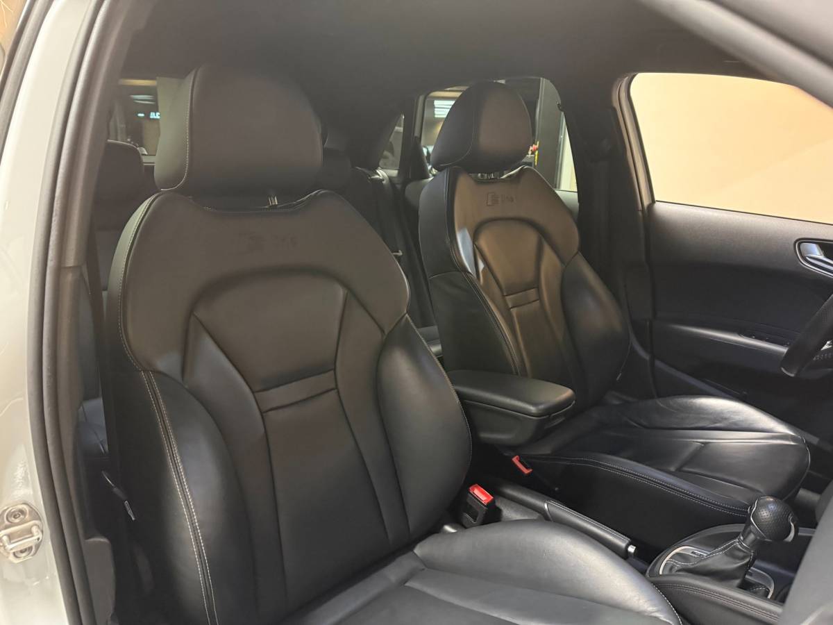 Audi A1 Sportback Audi A1 Sportback 1.4 TFSI Pro Line S *S-Tronic Automaat* Leer|S-Line|Stoelverw.|Cruise|Navi|All-seasons