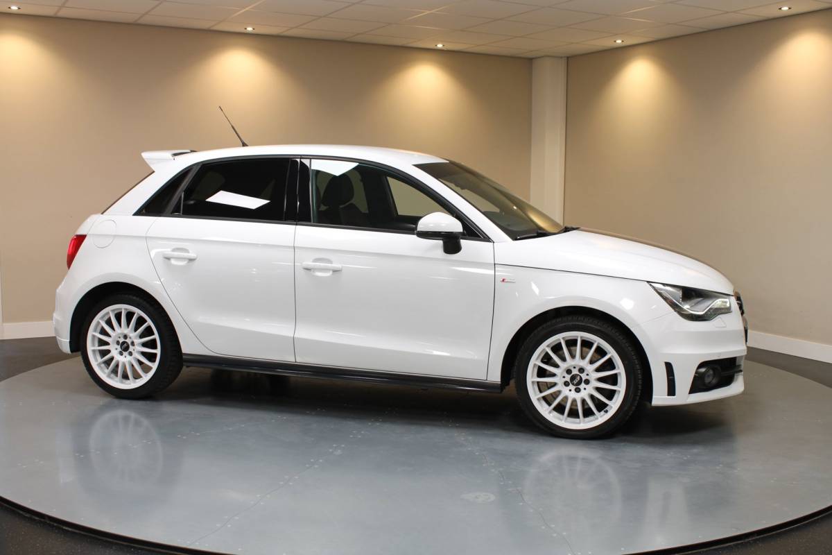 Audi A1 Sportback Audi A1 Sportback 1.4 TFSI Pro Line S *S-Tronic Automaat* Leer|S-Line|Stoelverw.|Cruise|Navi|All-seasons