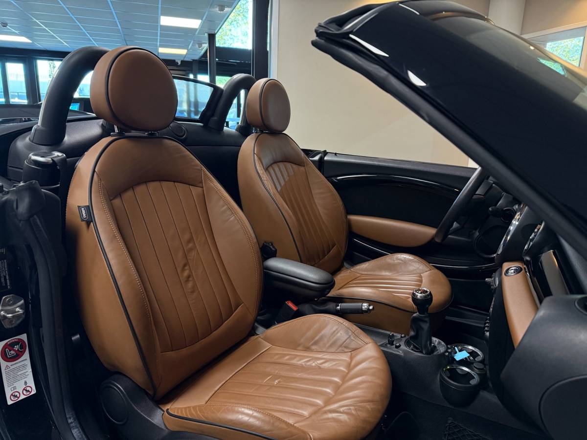 MINI Cooper S Cabrio Mini Mini Roadster 1.6 Cooper S *John Cooper Works* 184Pk! Elektr.Dak|Leer|Navi|Cruise|BT|NAP|JCW