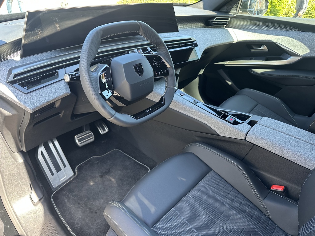 Peugeot 3008 Peugeot 3008 1.2 Hybrid 145 GT