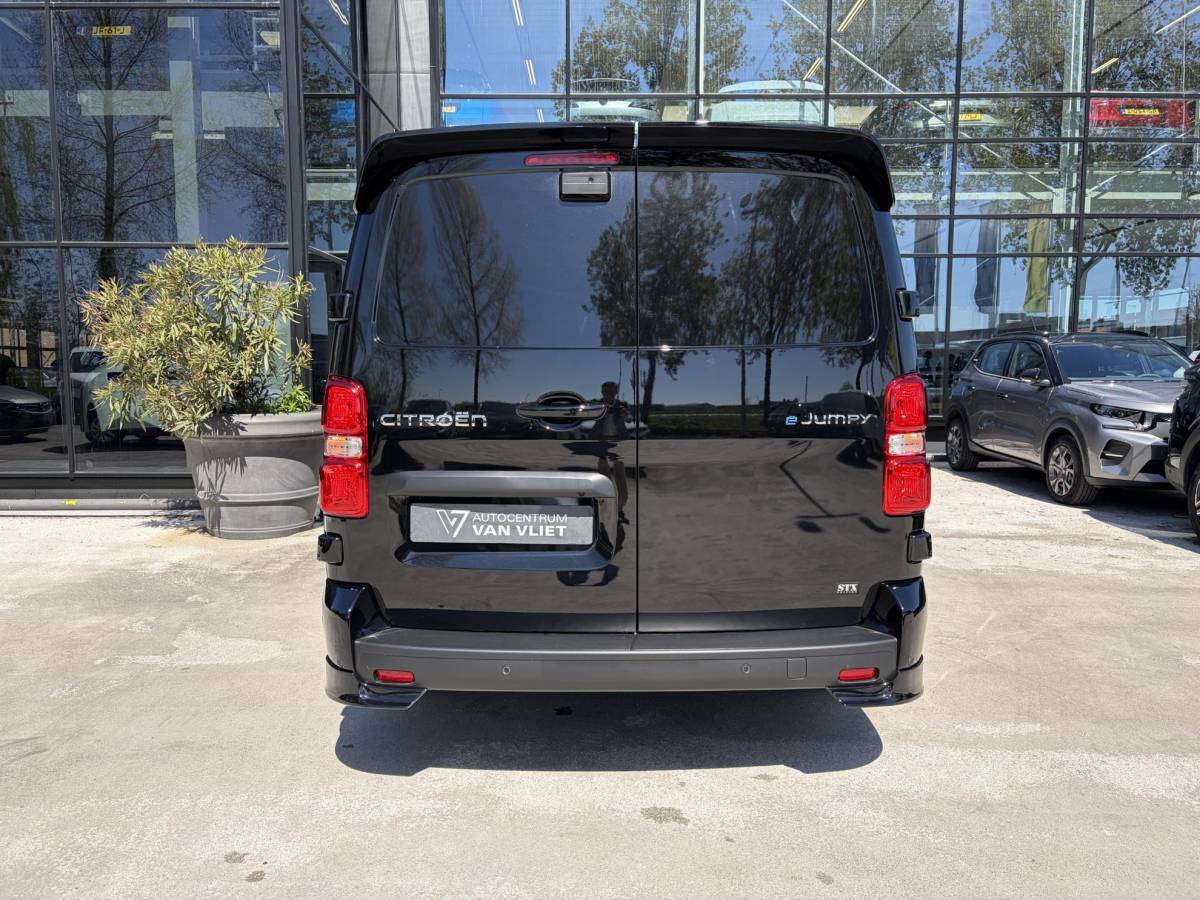 Citroën ë-Jumpy Citroen ë-Jumpy L3 136 DC 75 kWh STX Edition | Betimmering | Lederen interieur | Full Options