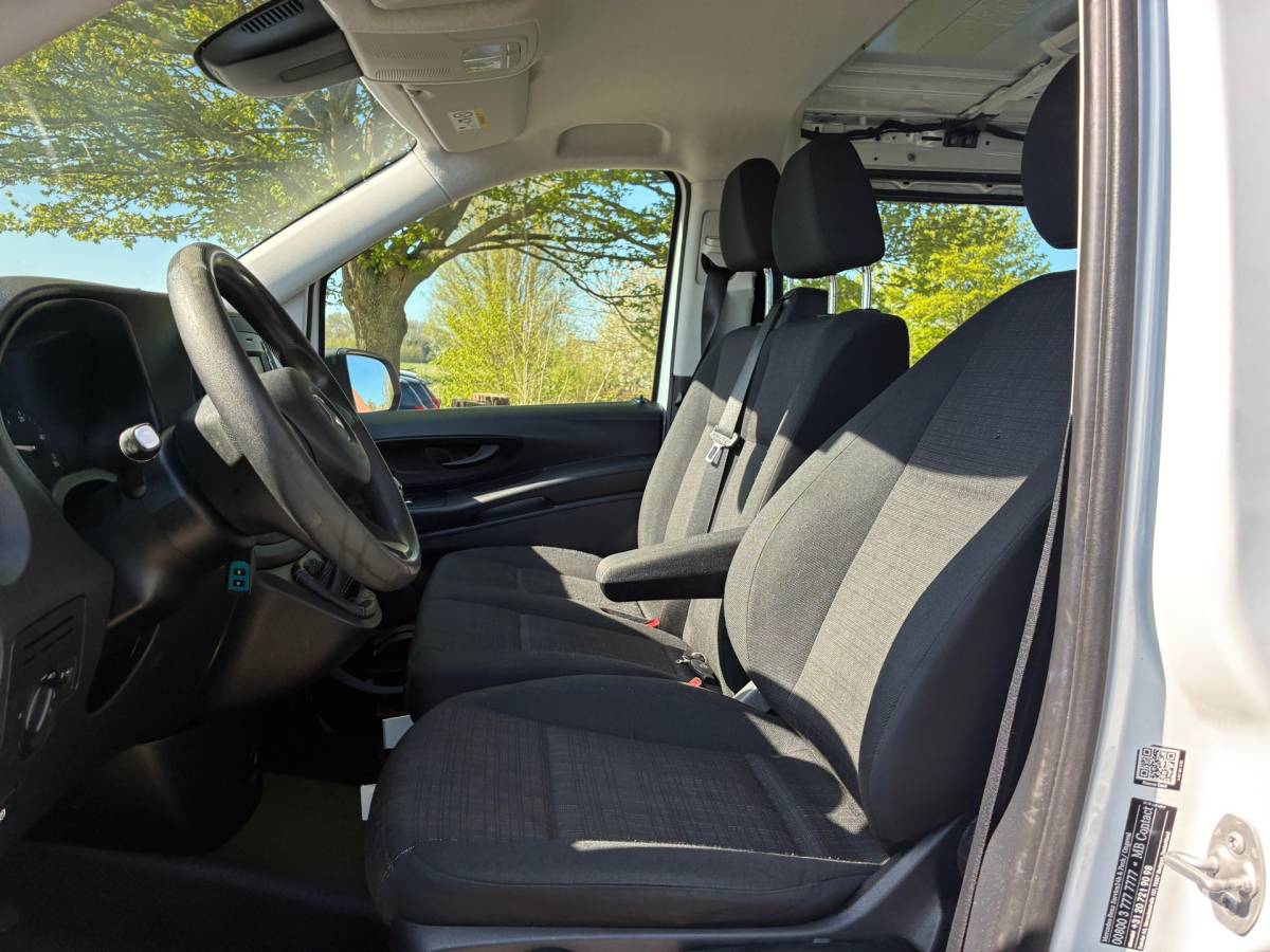 Mercedes-Benz Vito Mercedes-Benz Vito 111 CDI Functional Extra Lang | Rolstoelbus + Camera Nu € 12.975,-!!!