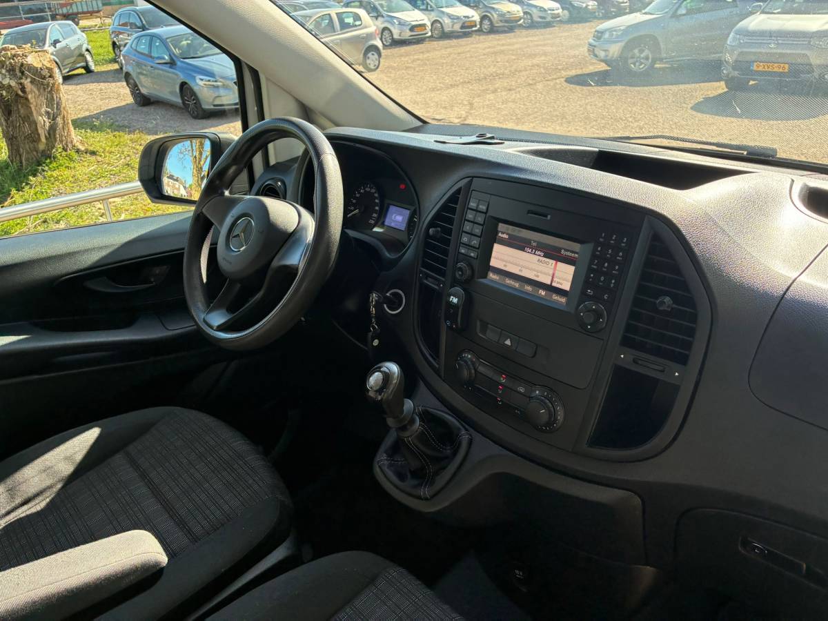 Mercedes-Benz Vito Mercedes-Benz Vito 111 CDI Functional Extra Lang | Rolstoelbus + Camera Nu € 12.975,-!!!